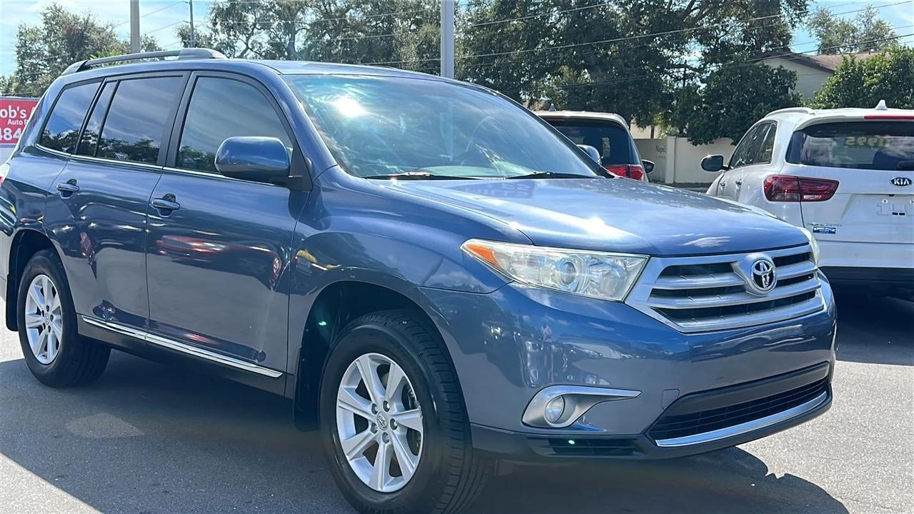 Toyota Highlander  2011