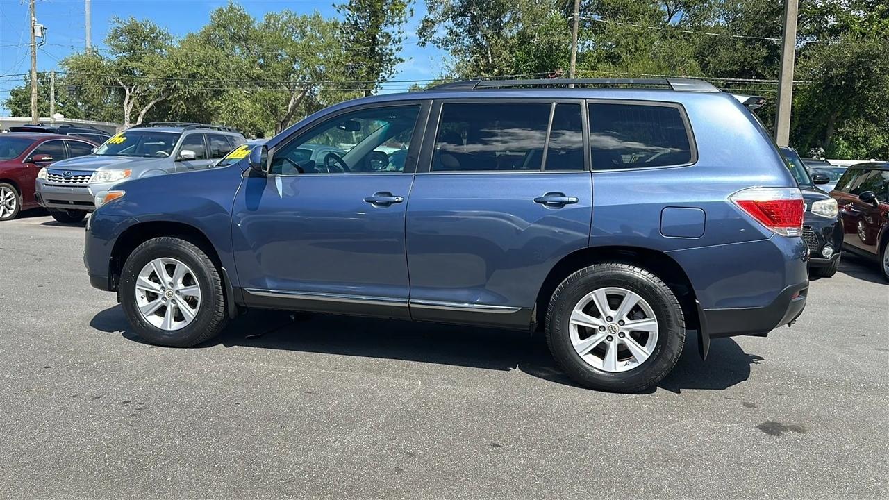 Toyota Highlander  2011