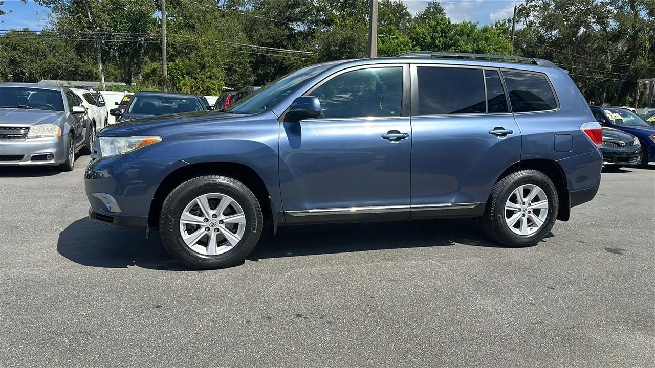 Toyota Highlander  2011
