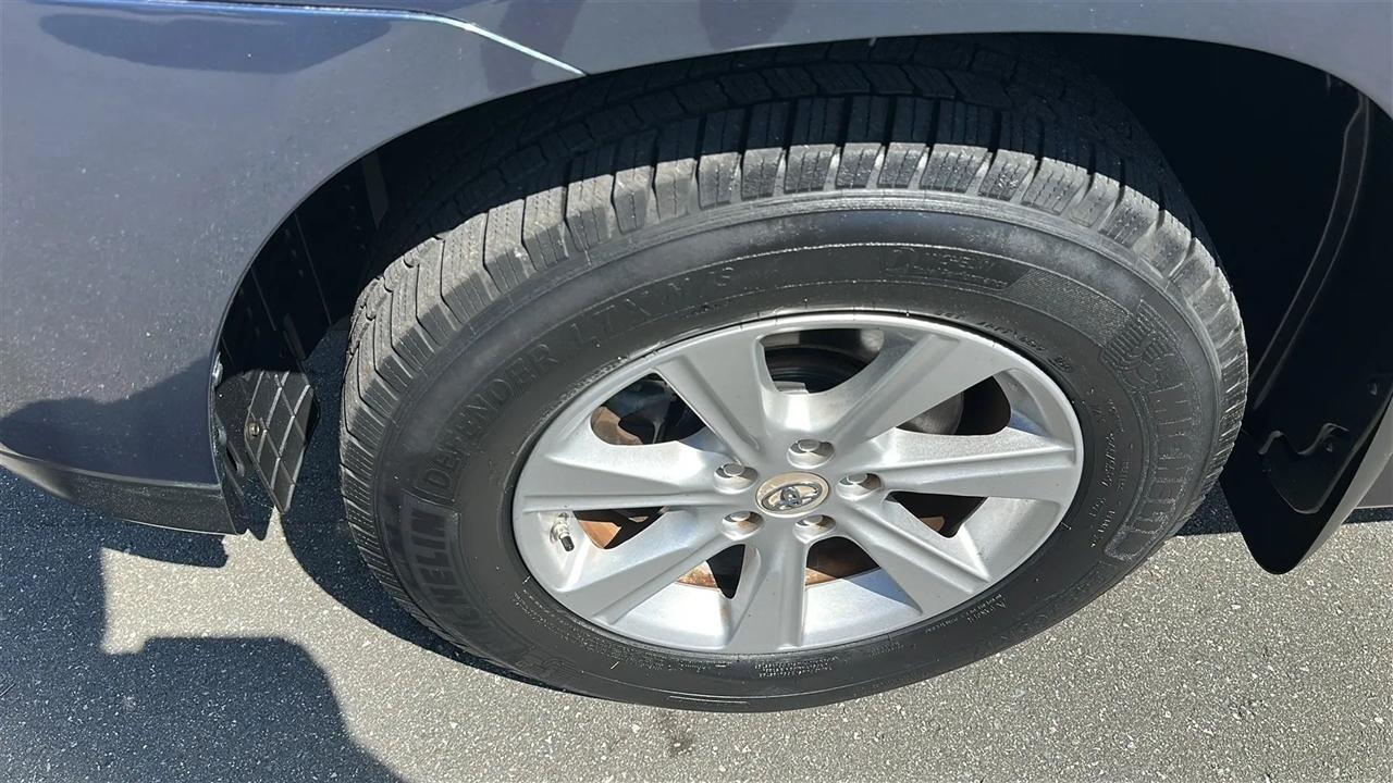Toyota Highlander  2011