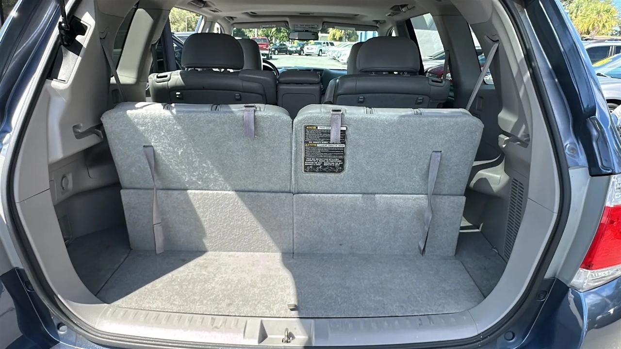 Toyota Highlander  2011