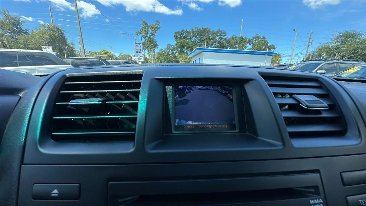 Toyota Highlander  2011