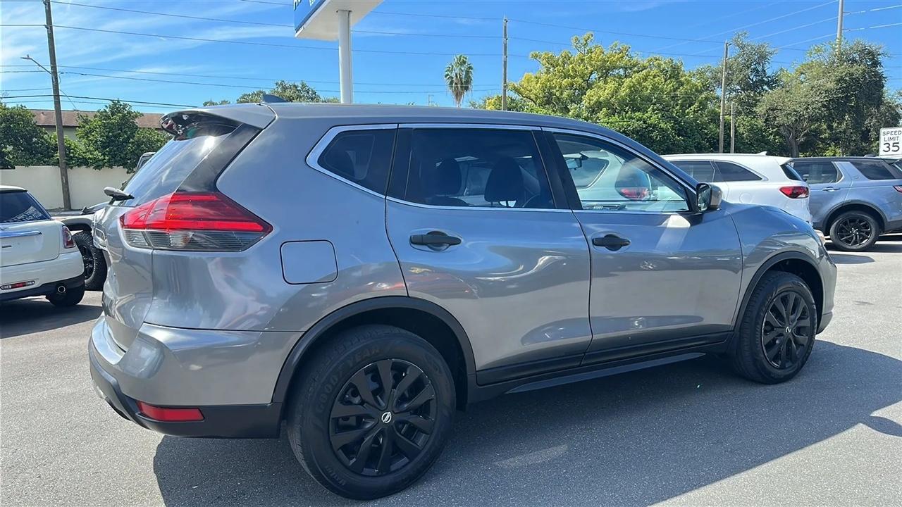 Nissan Rogue  2017
