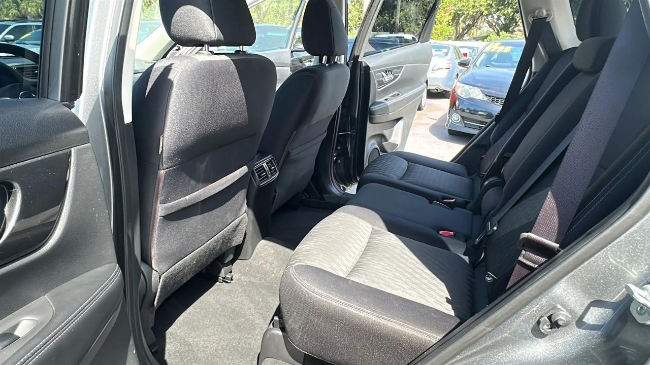 Nissan Rogue  2017