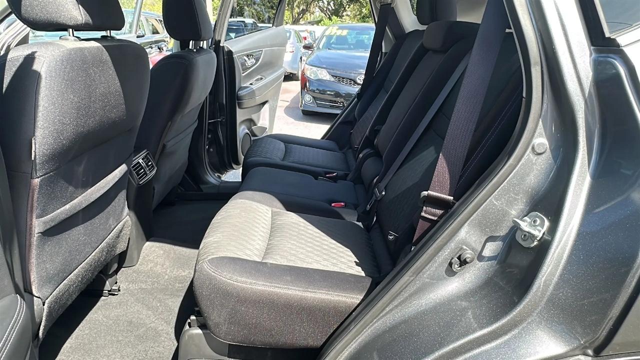 Nissan Rogue  2017