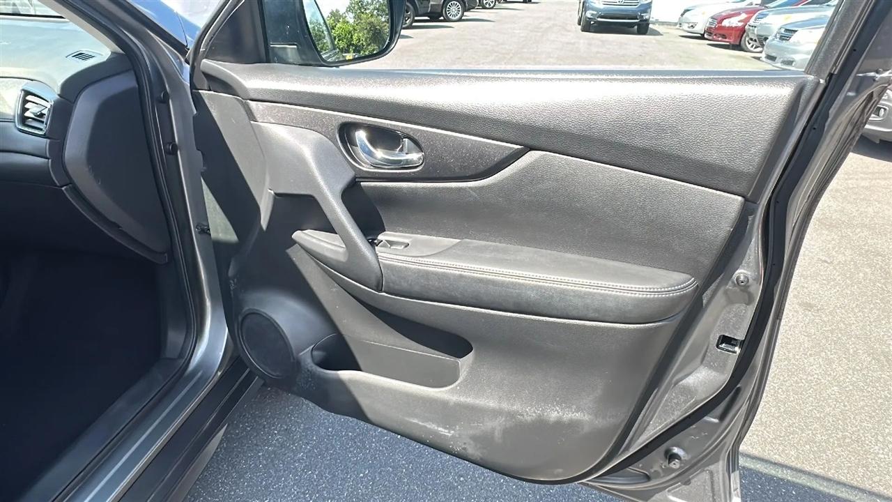 Nissan Rogue  2017