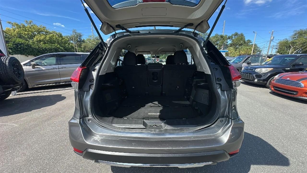 Nissan Rogue  2017