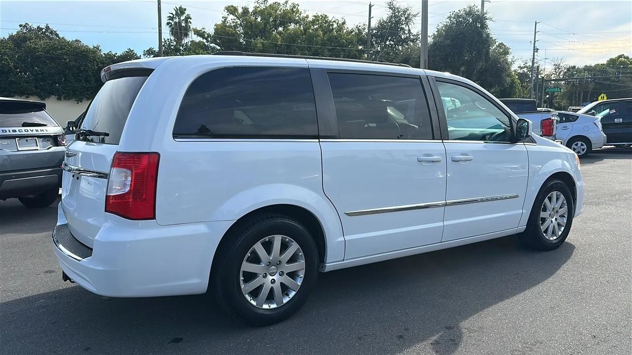 Chrysler Town & Country  2016
