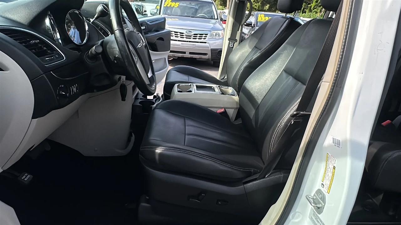 Chrysler Town & Country  2016