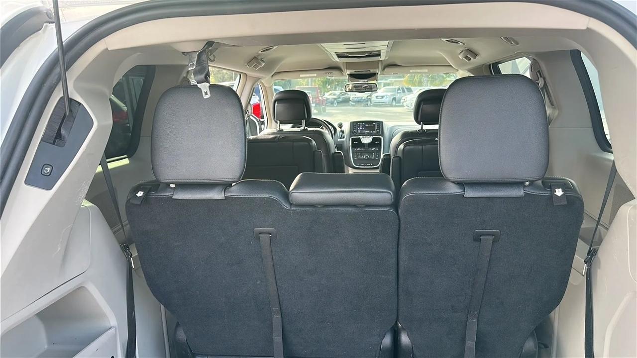 Chrysler Town & Country  2016