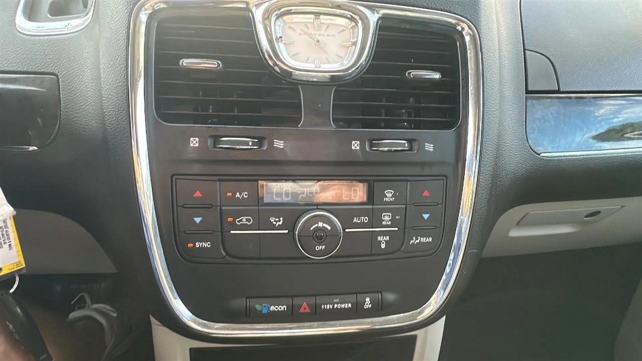 Chrysler Town & Country  2016