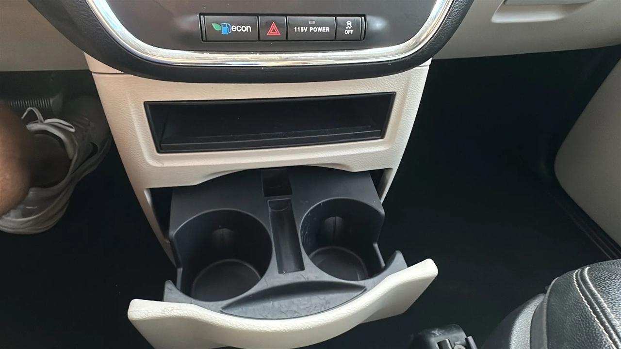 Chrysler Town & Country  2016