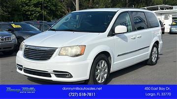 2016 Chrysler Town & Country 