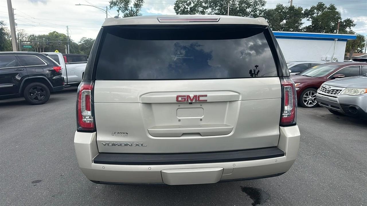 GMC Yukon XL  2016