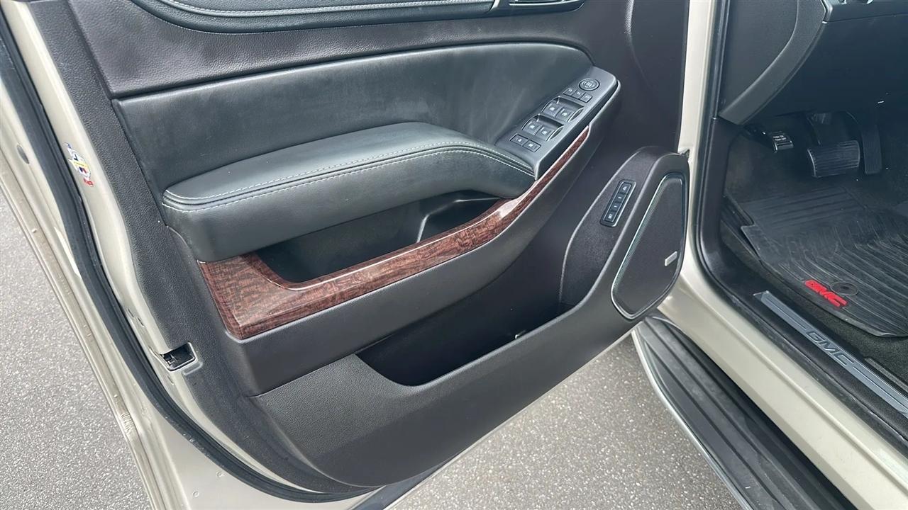 GMC Yukon XL  2016
