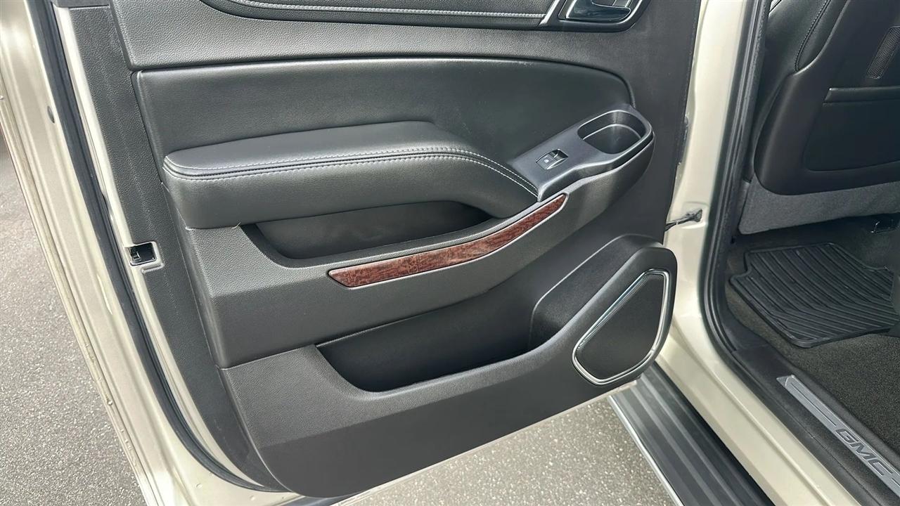 GMC Yukon XL  2016