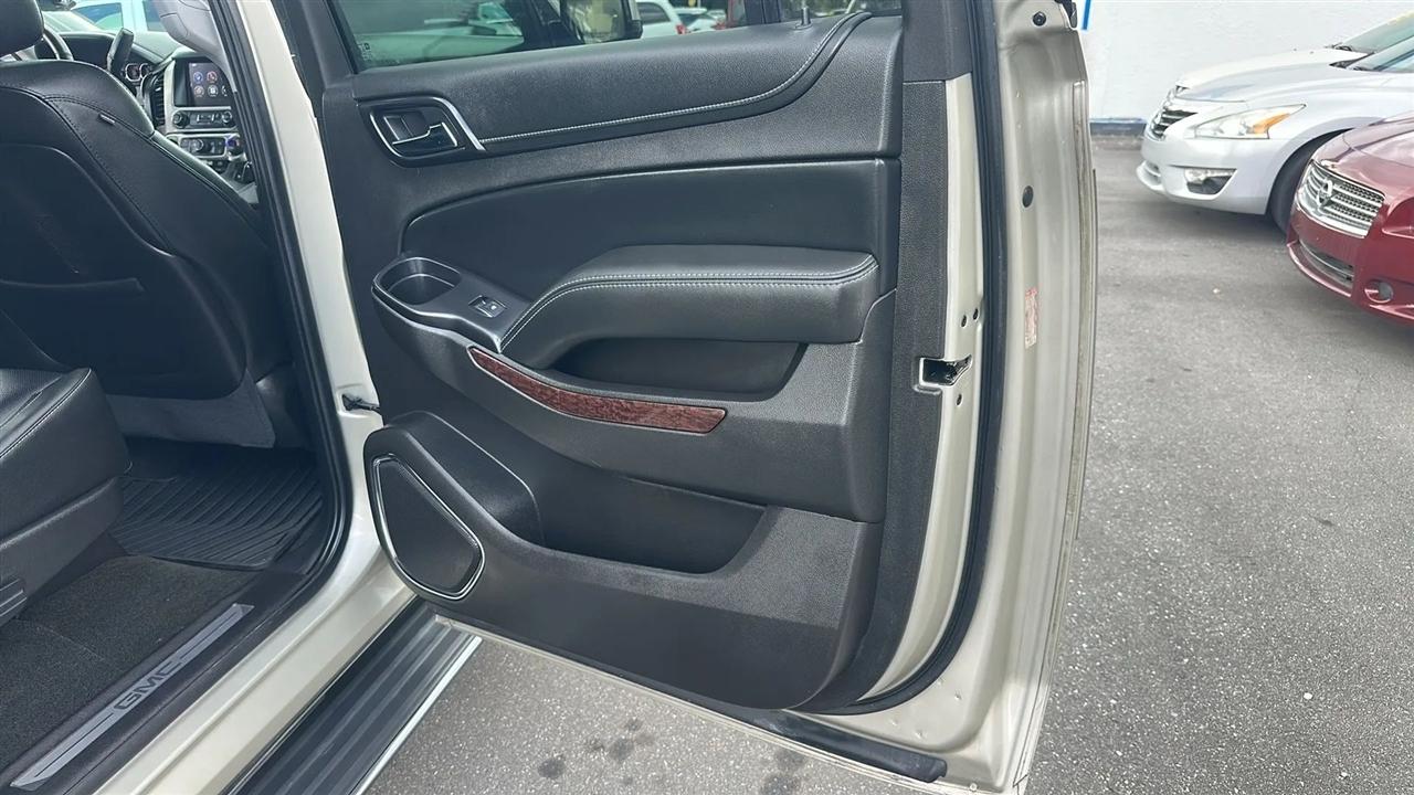 GMC Yukon XL  2016