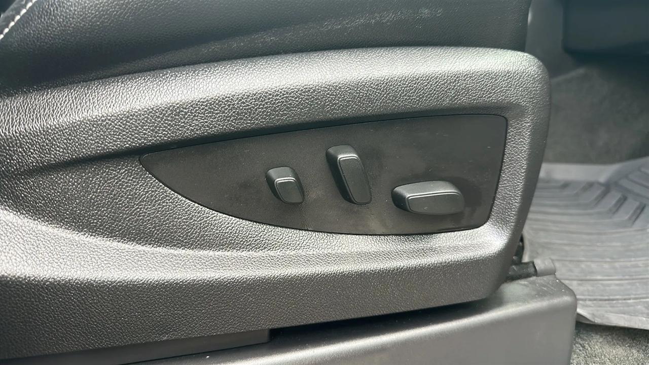 GMC Yukon XL  2016