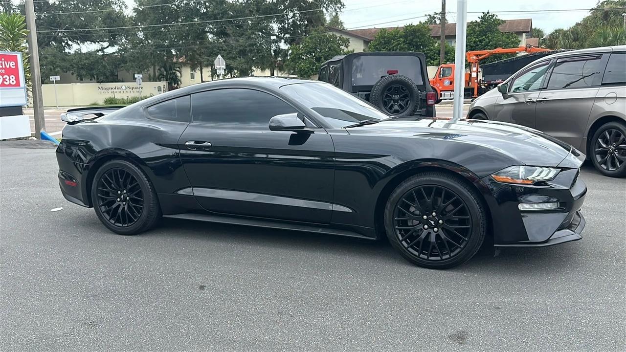 Ford Mustang  2018