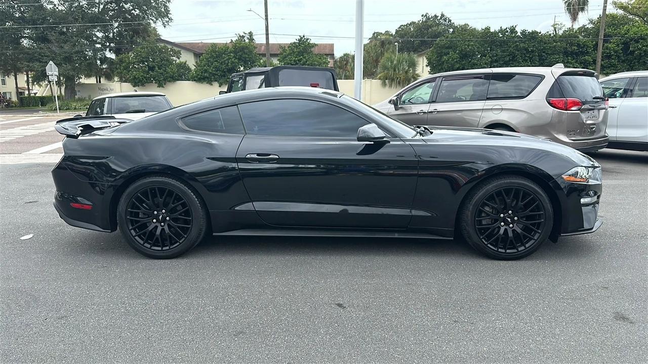 Ford Mustang  2018