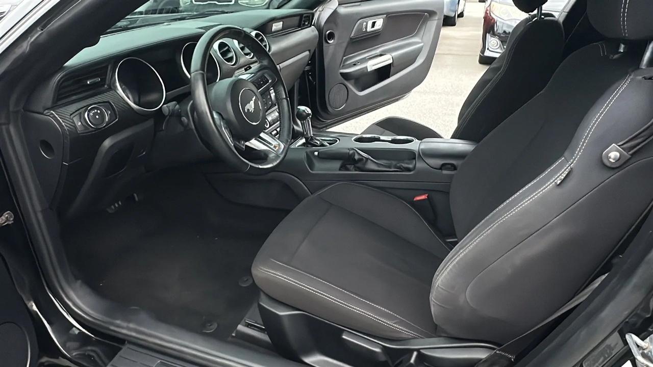 Ford Mustang  2018