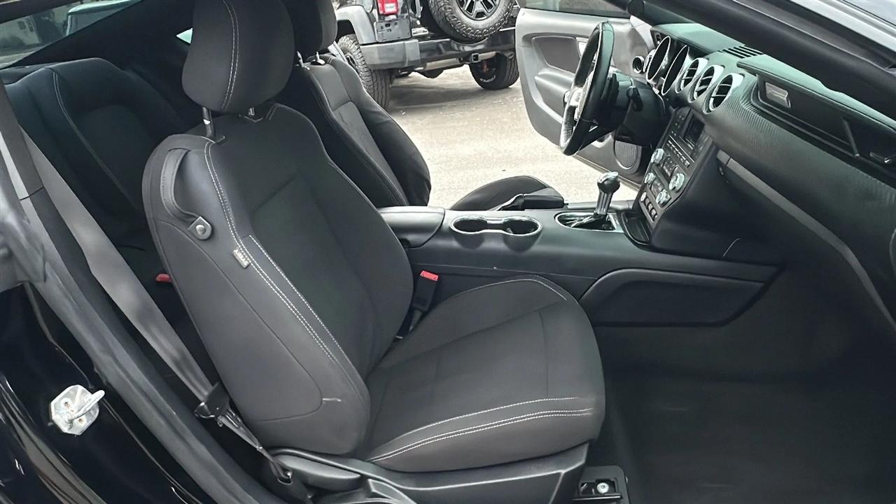Ford Mustang  2018