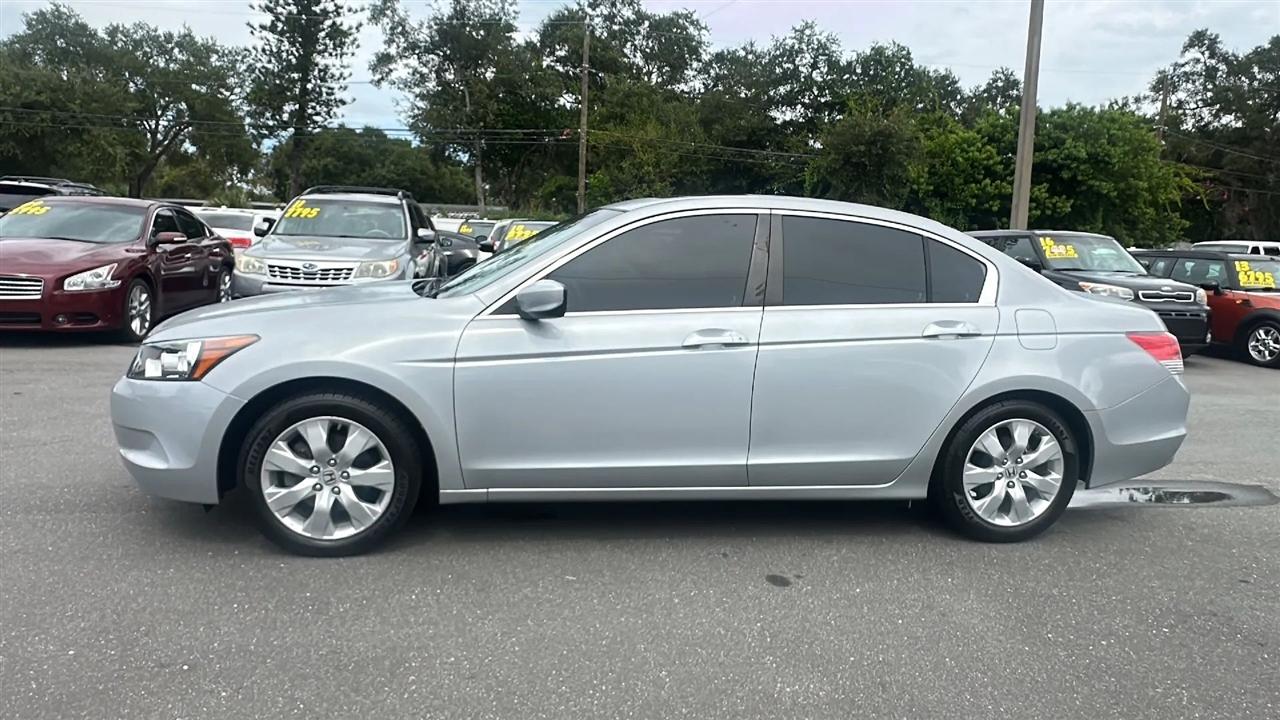 Honda Accord Sdn  2010