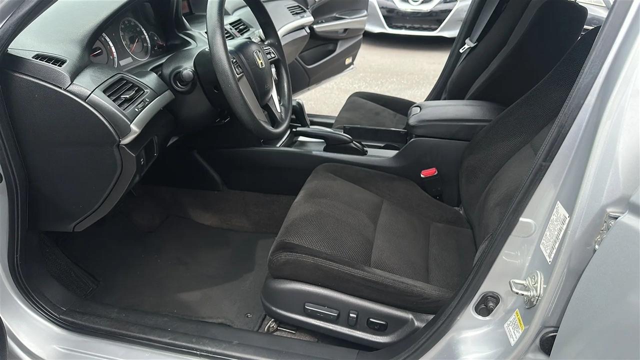Honda Accord Sdn  2010