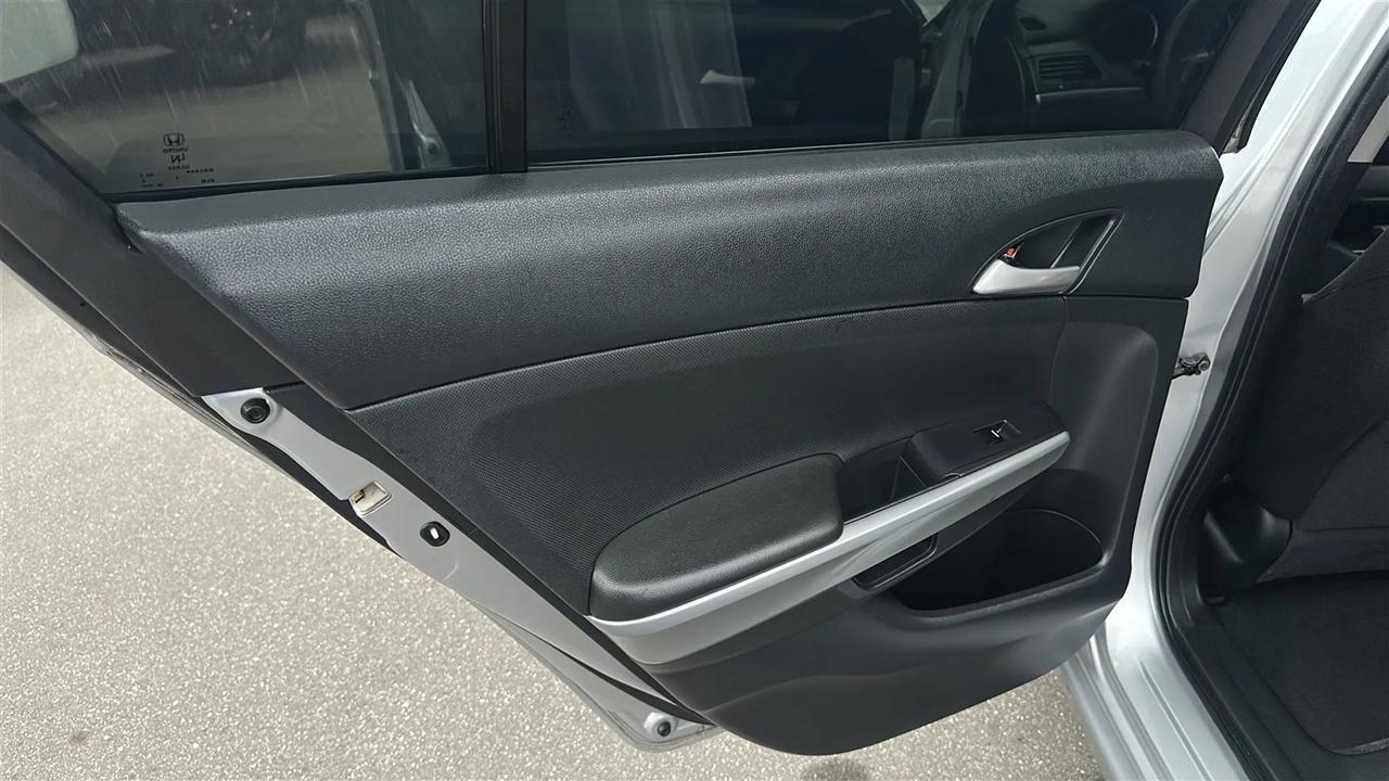 Honda Accord Sdn  2010