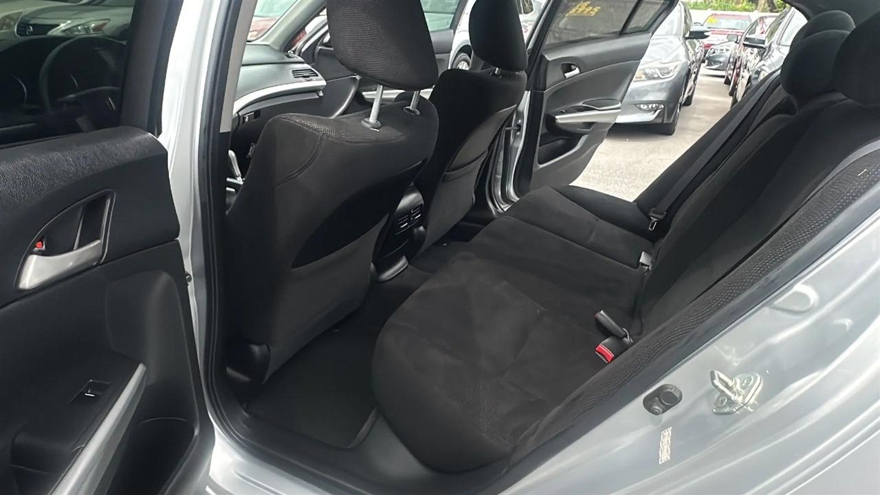 Honda Accord Sdn  2010