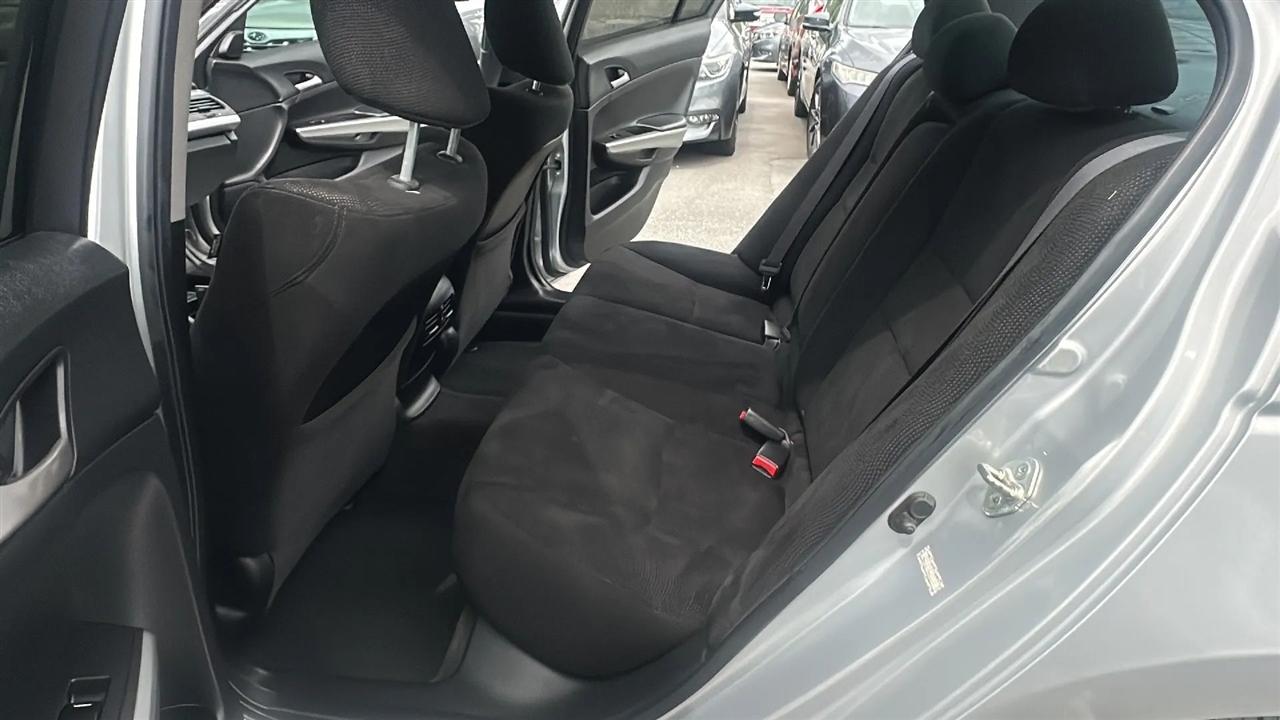 Honda Accord Sdn  2010