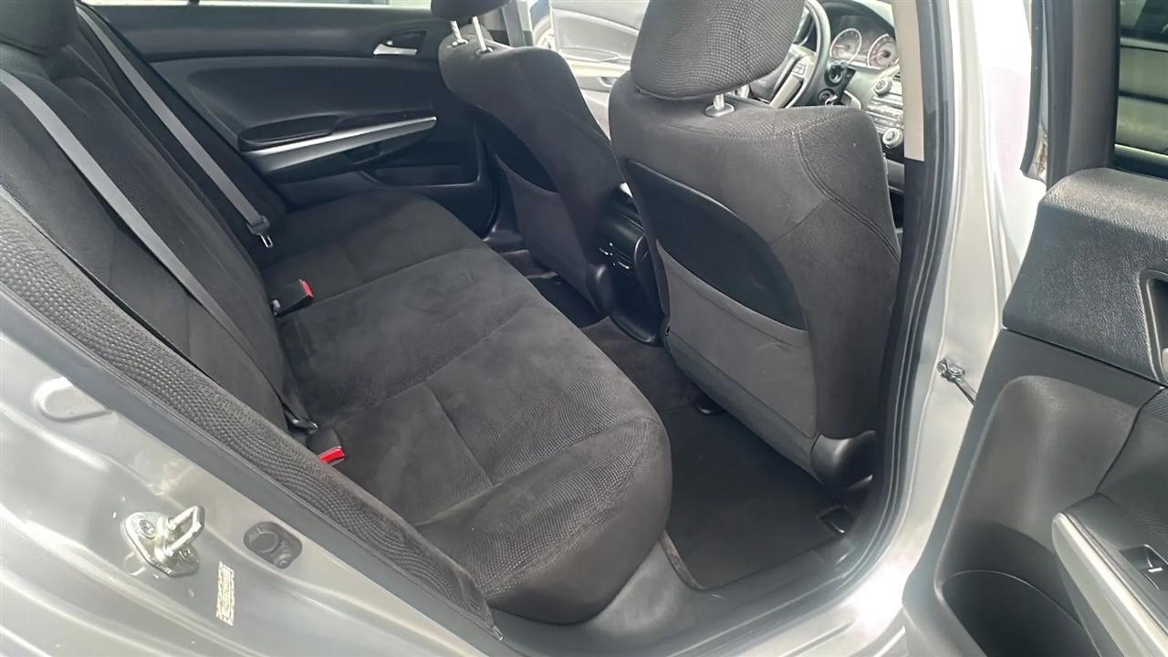 Honda Accord Sdn  2010
