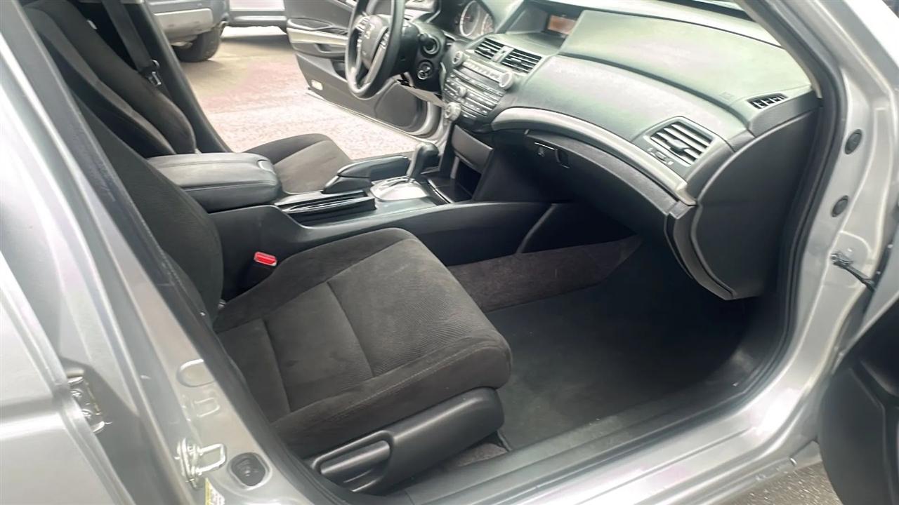 Honda Accord Sdn  2010