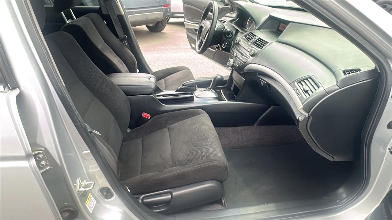 Honda Accord Sdn  2010