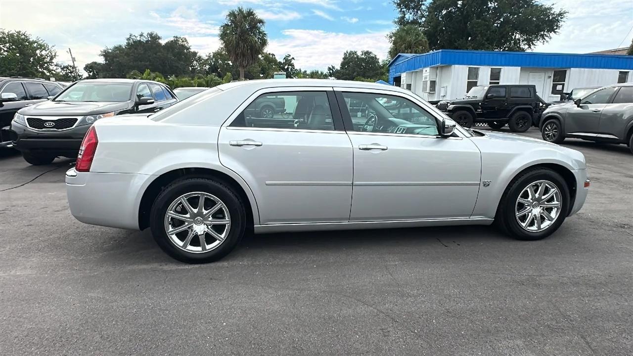 Chrysler 300  2007