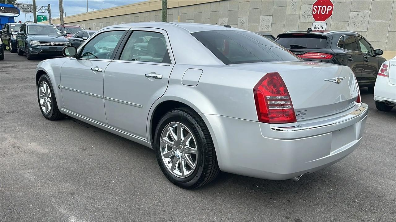 Chrysler 300  2007