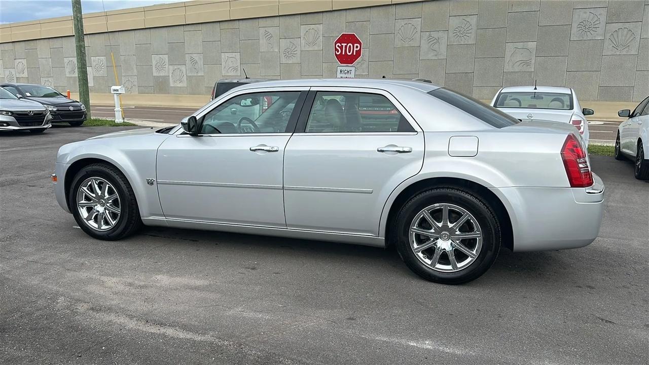 Chrysler 300  2007