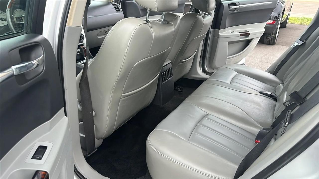 Chrysler 300  2007