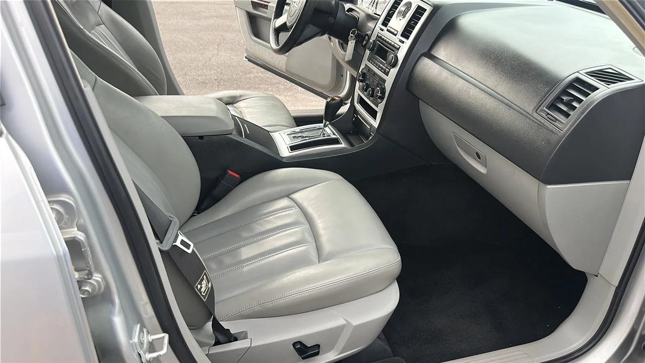 Chrysler 300  2007