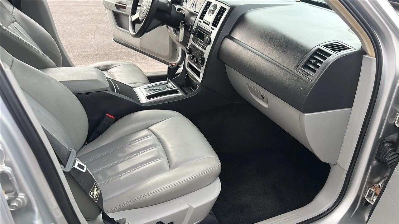 Chrysler 300  2007