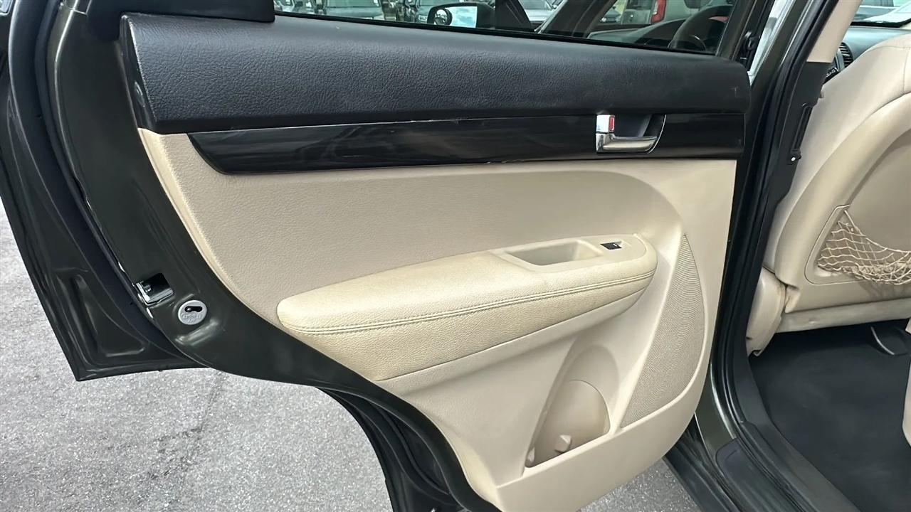 Kia Sorento  2012