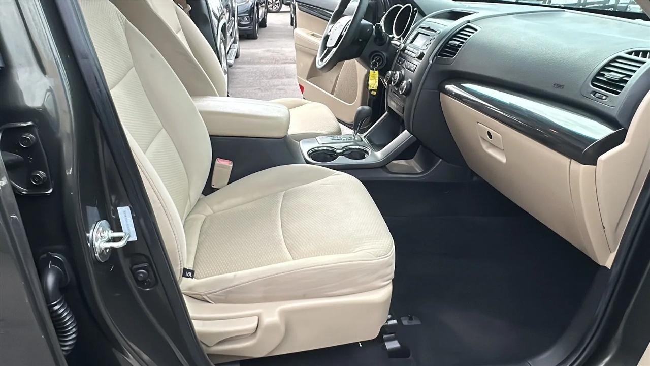 Kia Sorento  2012