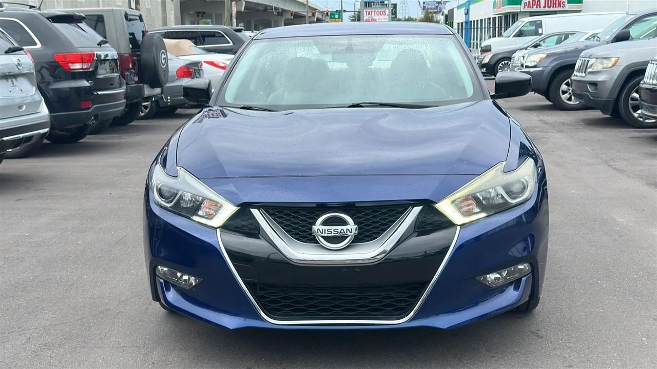 Nissan Maxima  2016