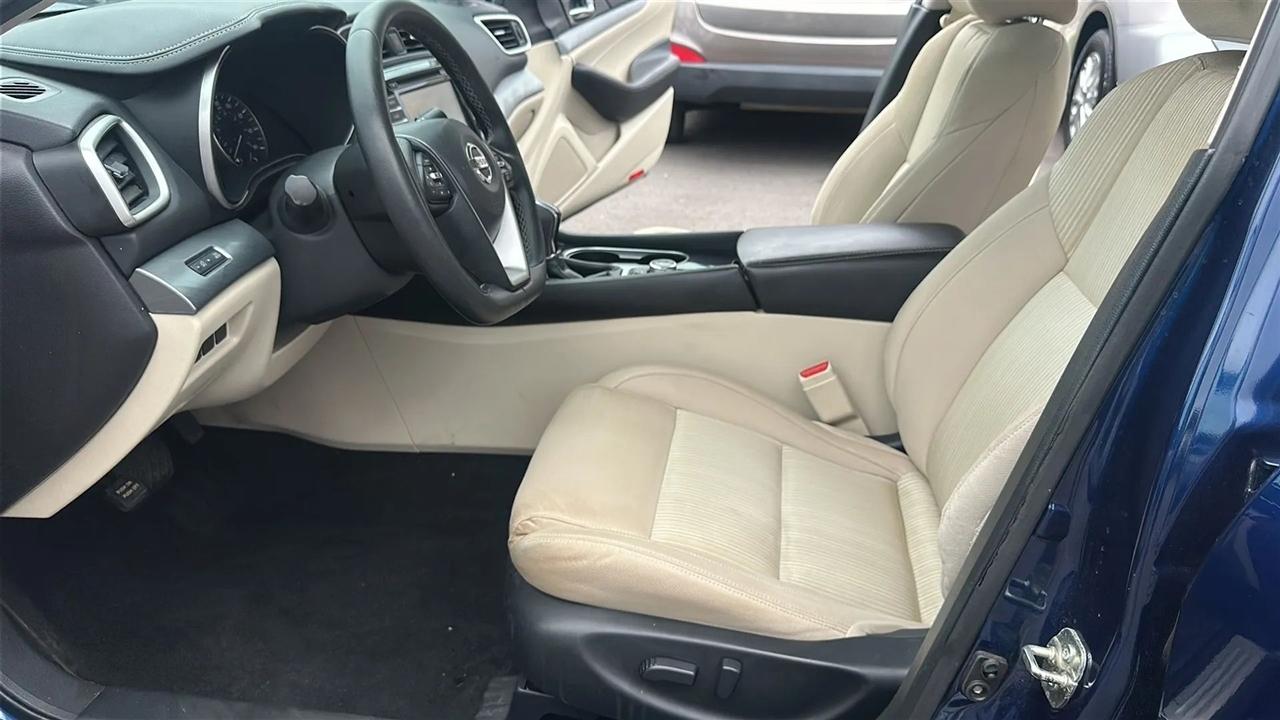 Nissan Maxima  2016