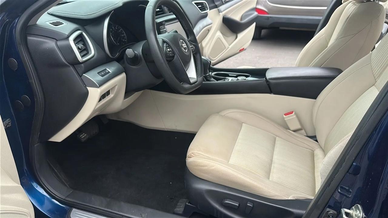 Nissan Maxima  2016