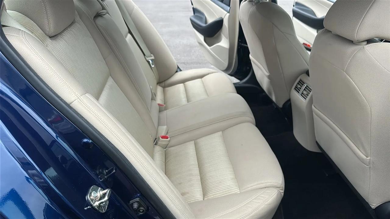 Nissan Maxima  2016