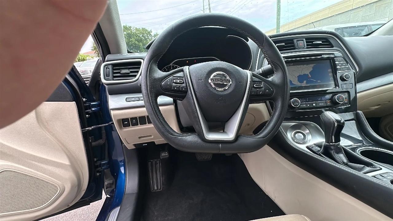 Nissan Maxima  2016