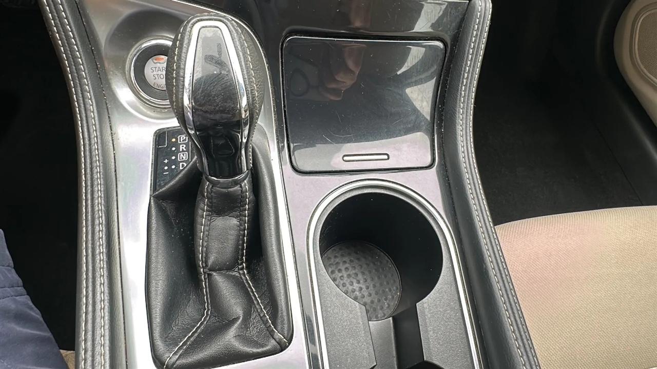 Nissan Maxima  2016