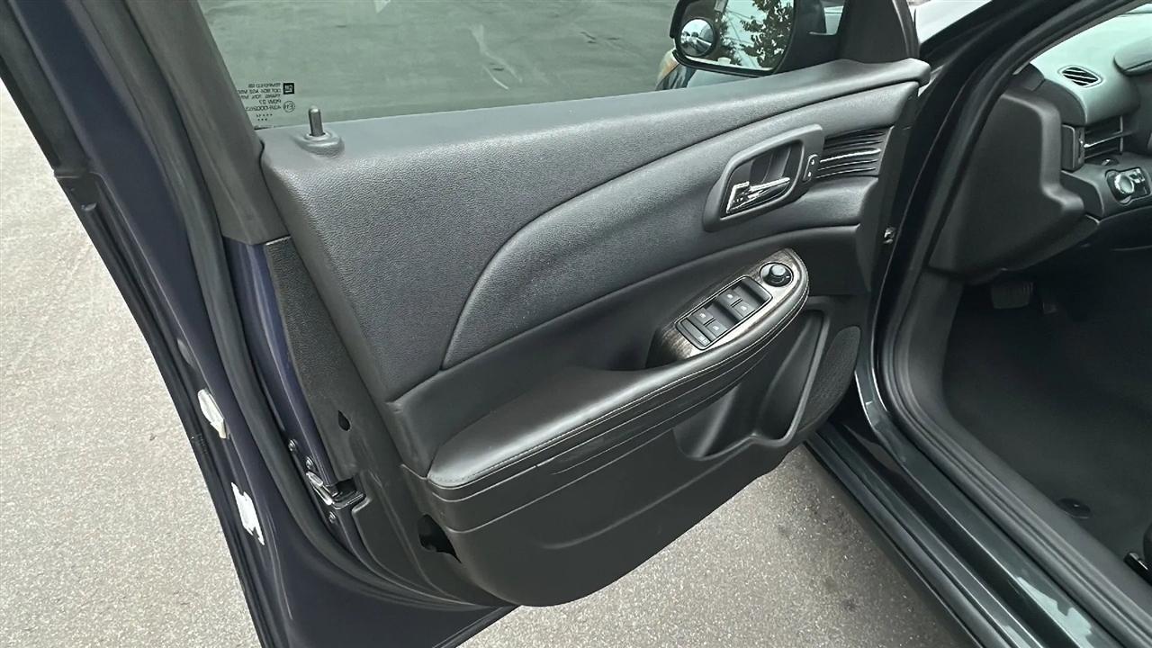 Chevrolet Malibu  2014