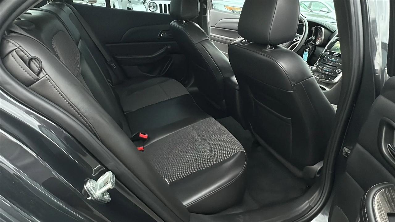 Chevrolet Malibu  2014